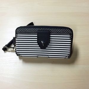 BRAND NEW-Stella and Dot-Madison Tech Wallet